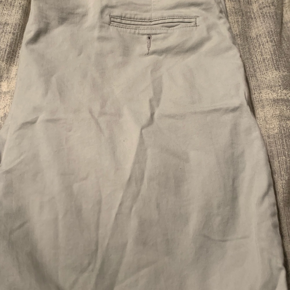 Men’s Khaki Pants Size 44x32 Used